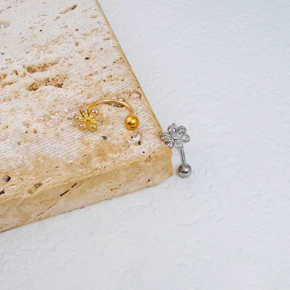 1Pc Simple Flower-Shaped Nose Ring,14K Gold Plated Stainless Steel Piercing Jewelry for Women Daily Wear Body Piercing Accessory