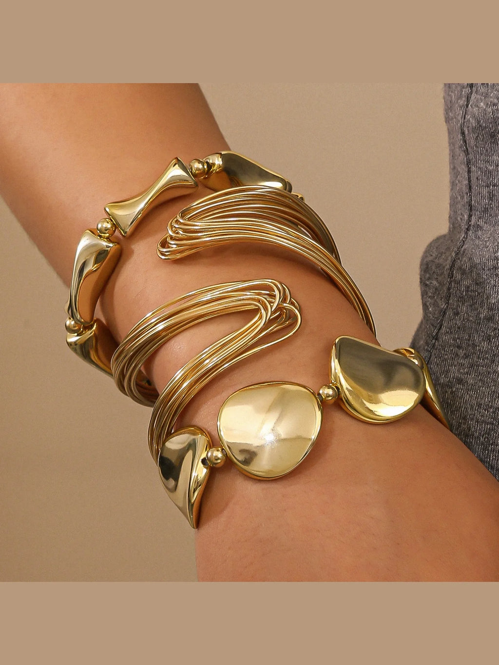 Geometric Twisted Lines Irregular Shaped Open Cuff Bracelet and Bangle Set for Women Punk Exaggerated Style Fashionable Accessory